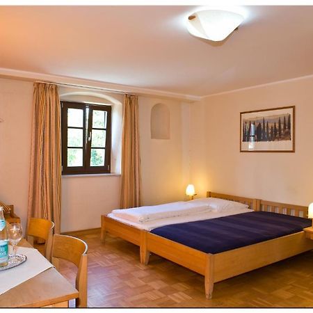 Gasthaus Ochsenwirt Hotel Landshut Room photo